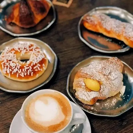 Lorelai Bed & Breakfast Spoltore